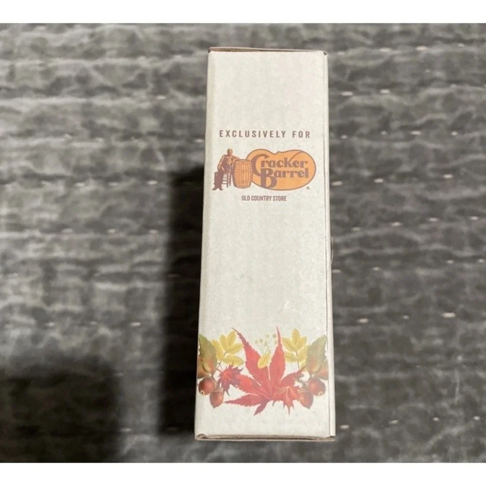 Cracker Barrel Pumpkin Pie Salt And Pepper Shaker 2026 Thanksgiving Fall NIB